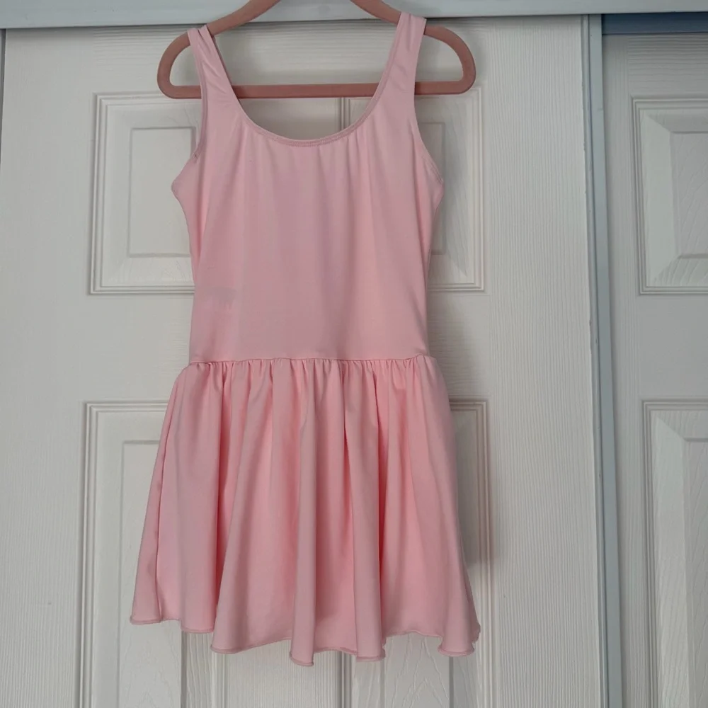 Leo’s Pink Sleeveless Dance Leotard with Skirt Girls Size 8-10